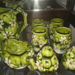 vintage 1967 Inarco Green Apple Daisy