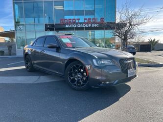 2019 Chrysler 300