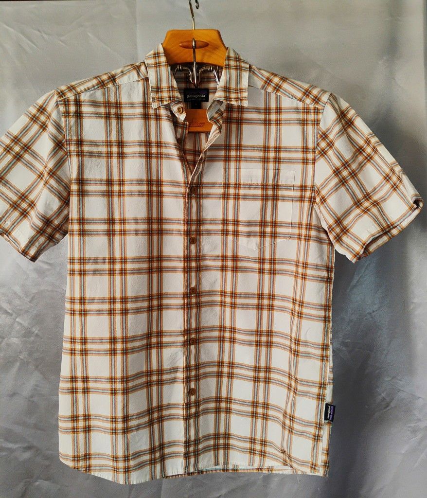 Patagonia Men's Small Button-Down Shirt White Orange Aqua Plaid Organic Cotton