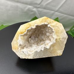 Crystal Sparkly Agate Geode