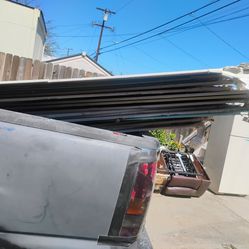 Drywall 5/8x4x8. 19 pieces