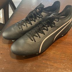 Puma KING Ultimate 