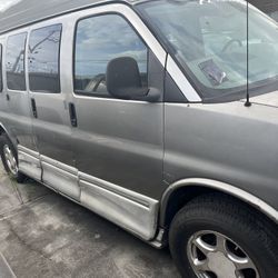 Parting Out Conversion Van Chevy Express OEM Regency Parts GMC Savana 
