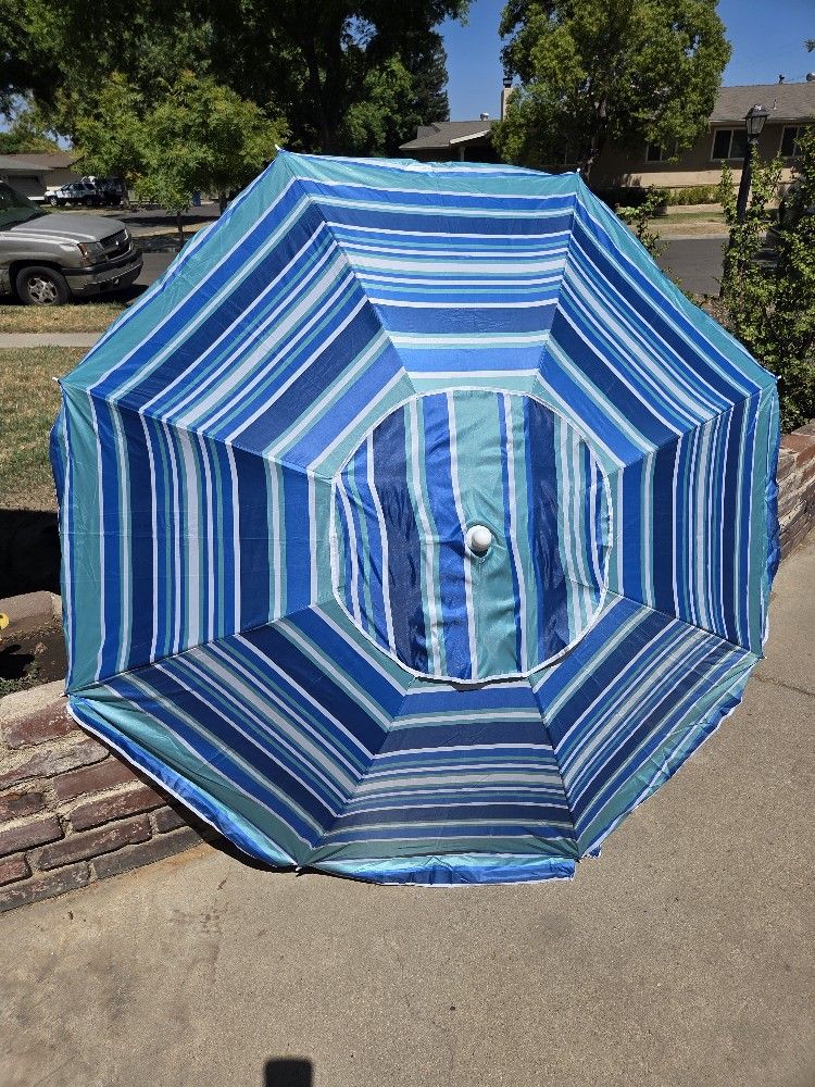 BEACH UMBRELLA 6FT.