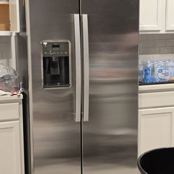 Brand New GE Refrigerator Stainless Steel