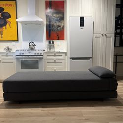 GRAY MODERN DAYBED BY SOFT LINE 