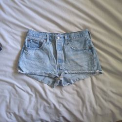 Levi 501 Shorts Size W30