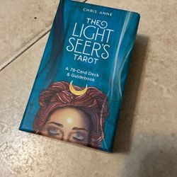 The Light Seekers Tarot Deck