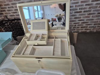 Beautiful Large Pottery Barn Creme Jewelry Box