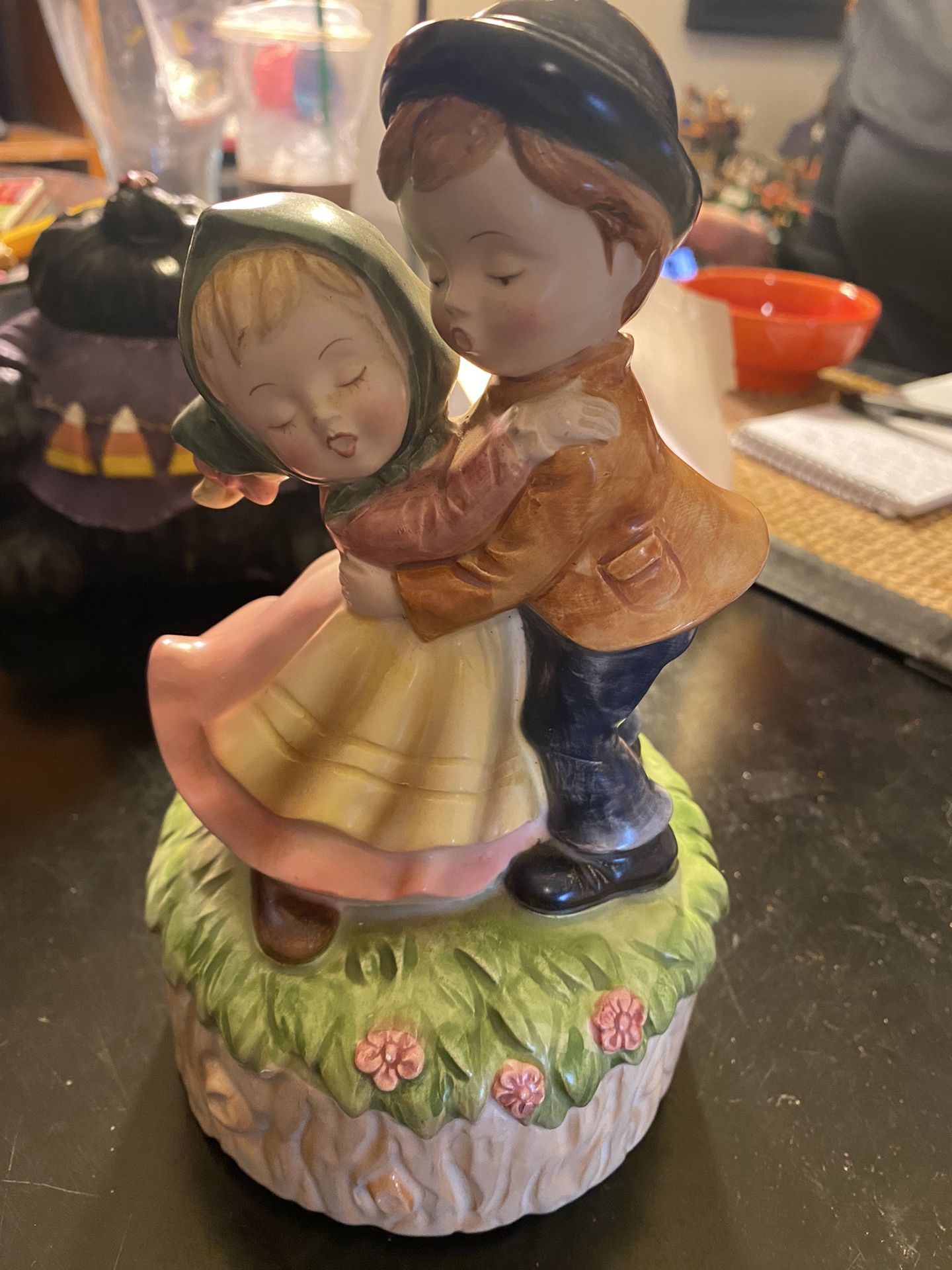 Vintage Hummel music box for Sale in Toledo, WA OfferUp