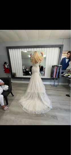 Wedding dress