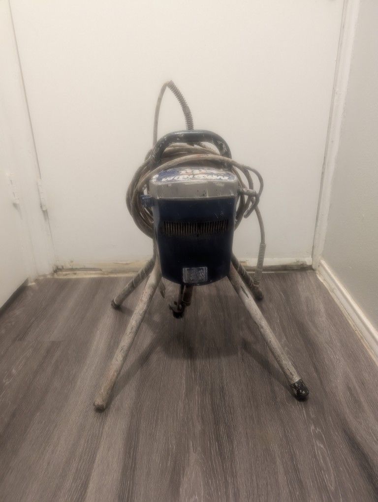 Magnum Dx Airless Paint Sprayer Used But Works Perfectly $ 100