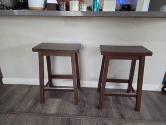 Bar stool