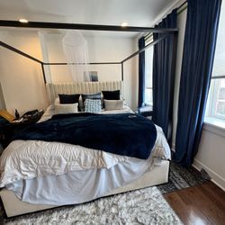King Canopy Bed With Adjustable Bed 