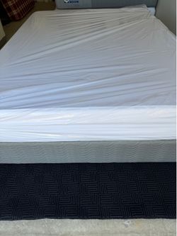 Queen Mattress and Box Spring