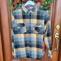 Canada Weather Gear Flannel Plaid Shirt size medium