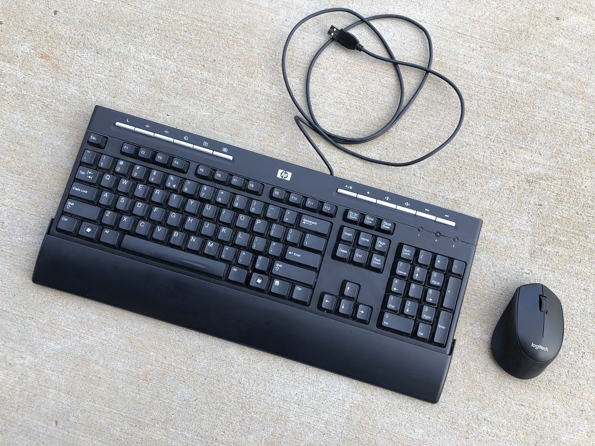 Keyboard And Wireless Mouse