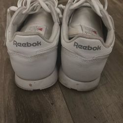 Selling Reebook Shoes