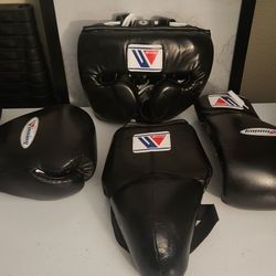A Complete Boxing Set With Free Hand Wraps