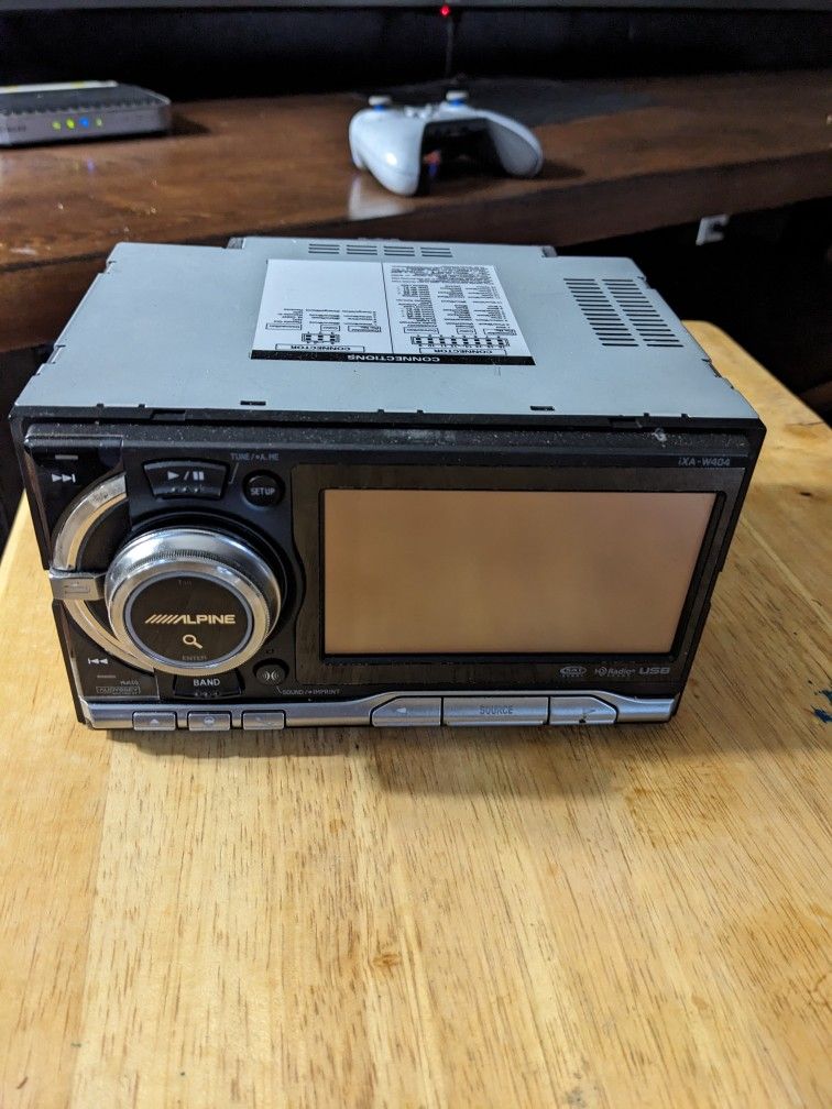 Alpine iXAW404 (dual din) Head Unit for Sale in Covington, WA OfferUp