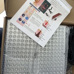 Brand New : LED Physiotherapy Light 