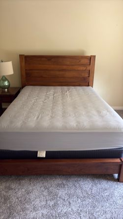 Queen Size  Bed set