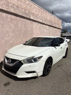 2017 Nissan Maxima