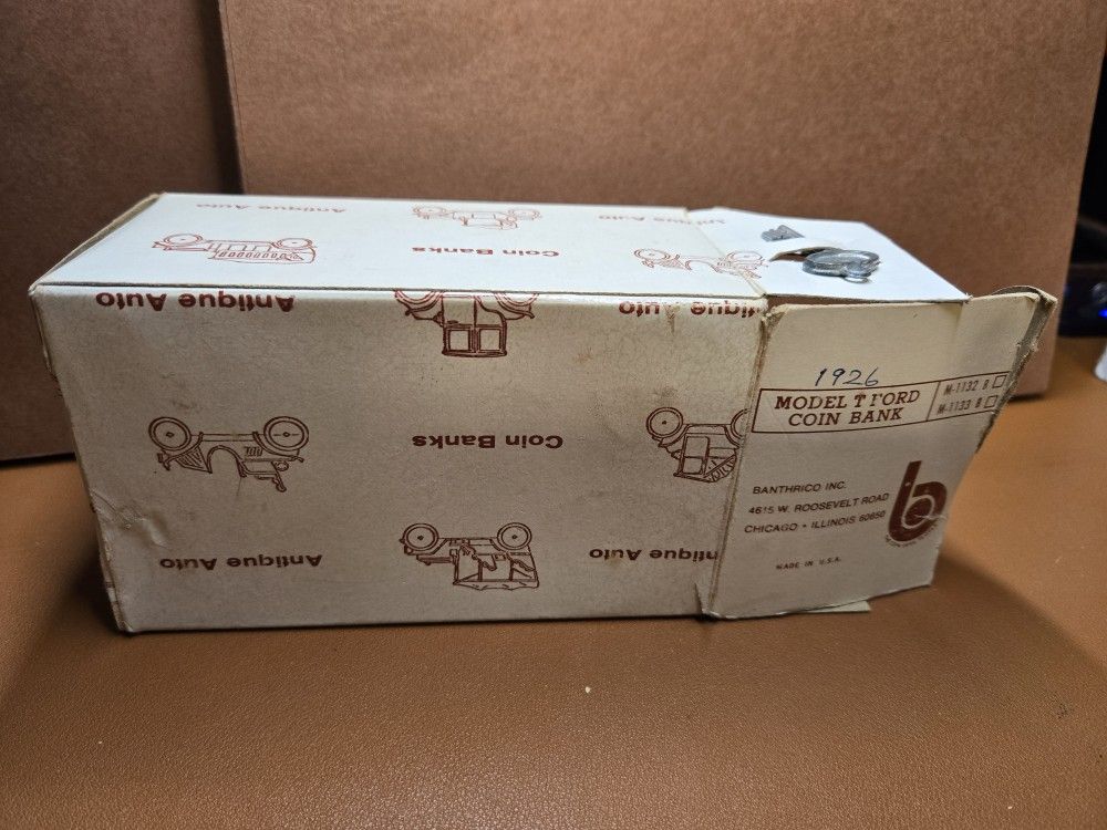 Banthrico Vintage 1926 Model T Ford Coin Bank