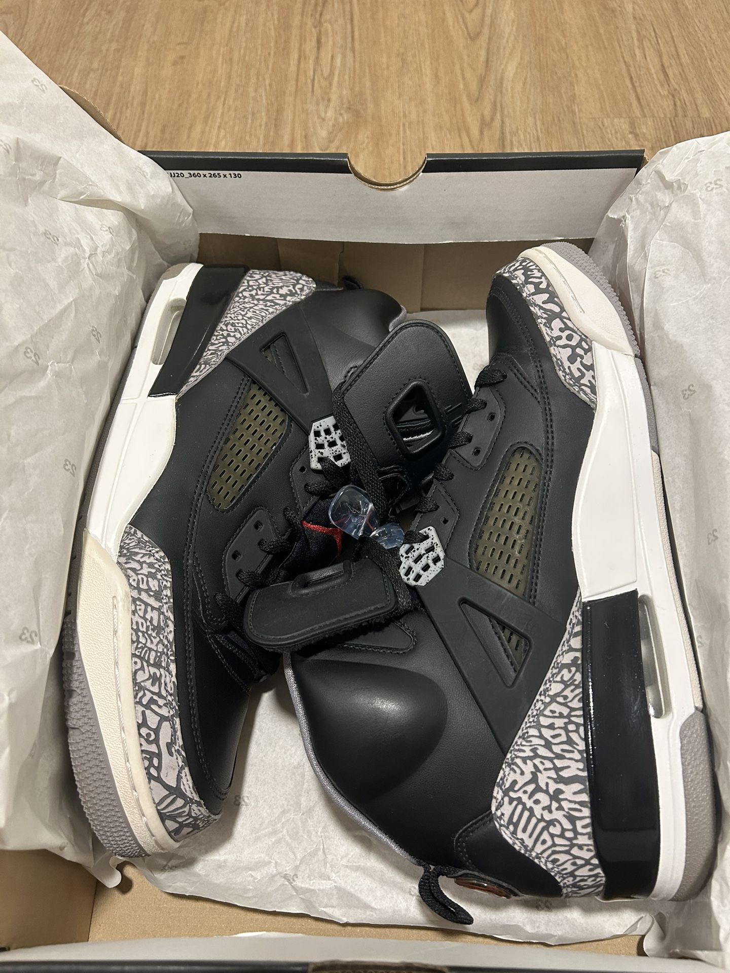 Jordan Spizike Shoes - Men’s 12 - Very Lightly Used