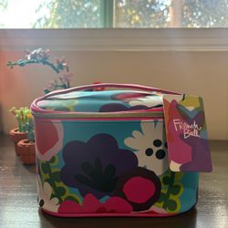 Cosmetic bag