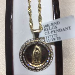 10kt pure Italian gold necklace religious Charm