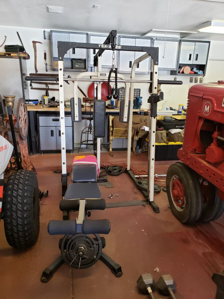 Weight bench and full set of new weights