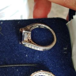 Sliver 925 Ring With A Blue Sapphire Rock