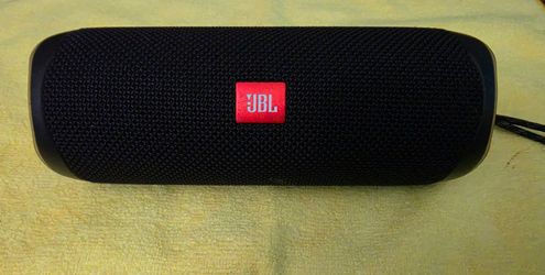 JBL Flip5
