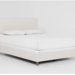 King Size Upholstered Platform Bed