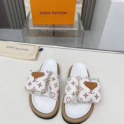 LV 2025 new style (with box)