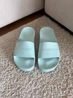 Balenciaga slippers size 8