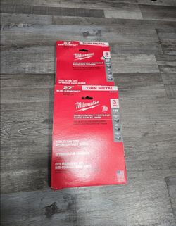 2.package.  Milwaukee
27 in 18 TPI Sub Compact Steel Band Saw Blade (3-Pack) For M12 Bandsaw