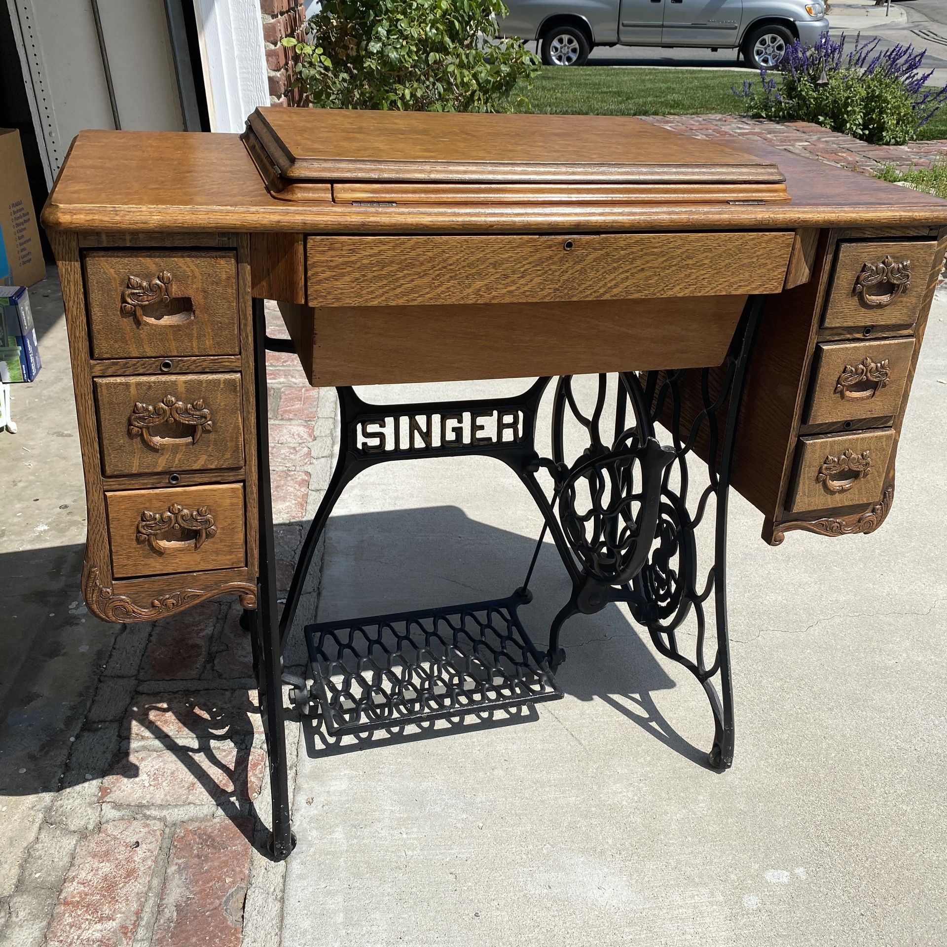 Singer Sewing Machine Cabinet NO Machine 