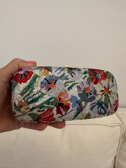 JUDITH  LEIBER LUXURY CLUTCH