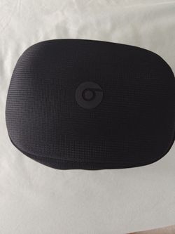 Beats Logo Case