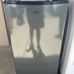 Mini Fridge 3 Level Midea 