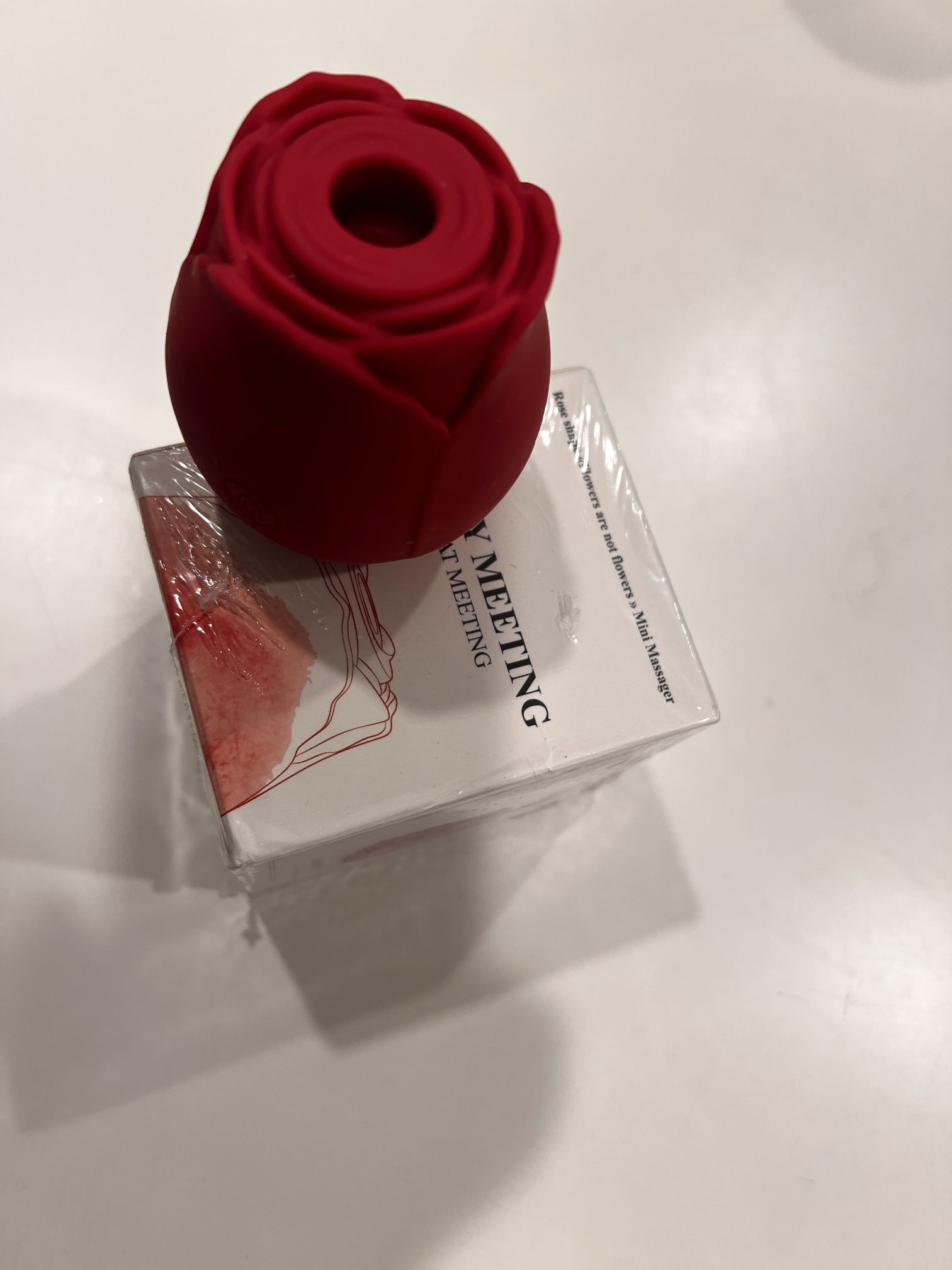 Rose With Gift 🎁