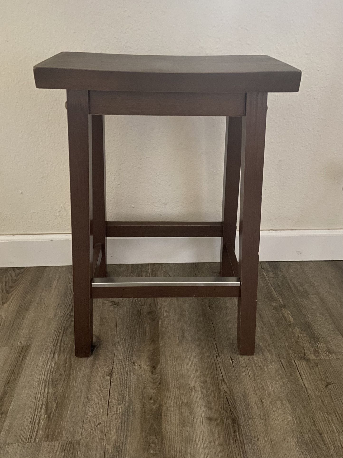 2 Bar Stools