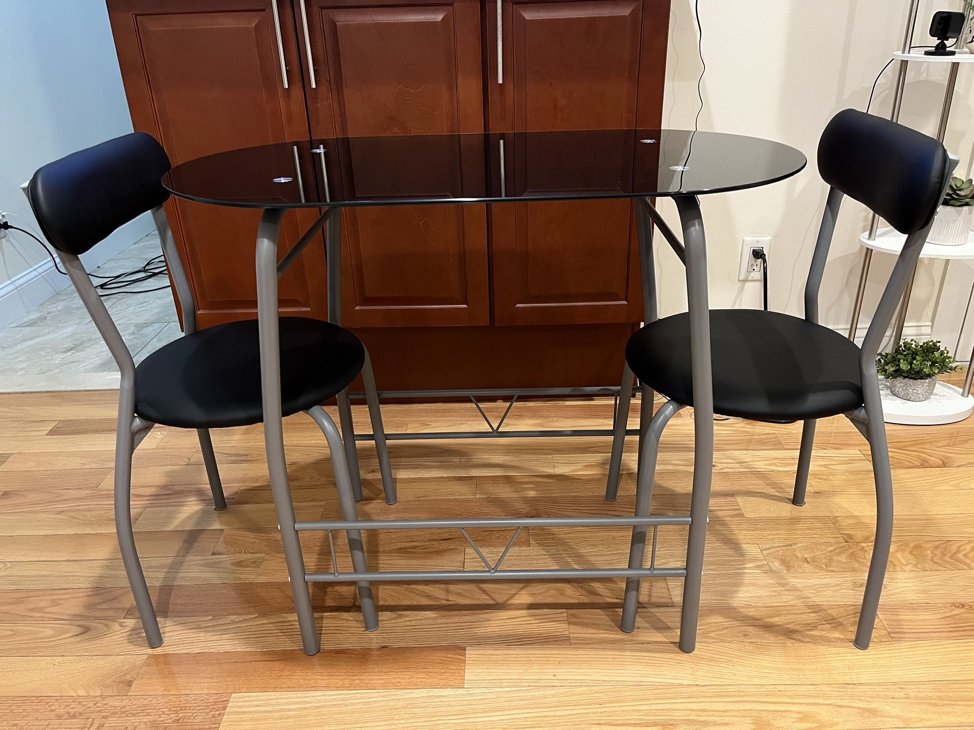 Glasstop Table