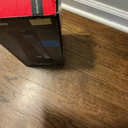 A New , Never Been Used Tower Fan , Vornado, Personal Tower Circular Tower Desk Fan