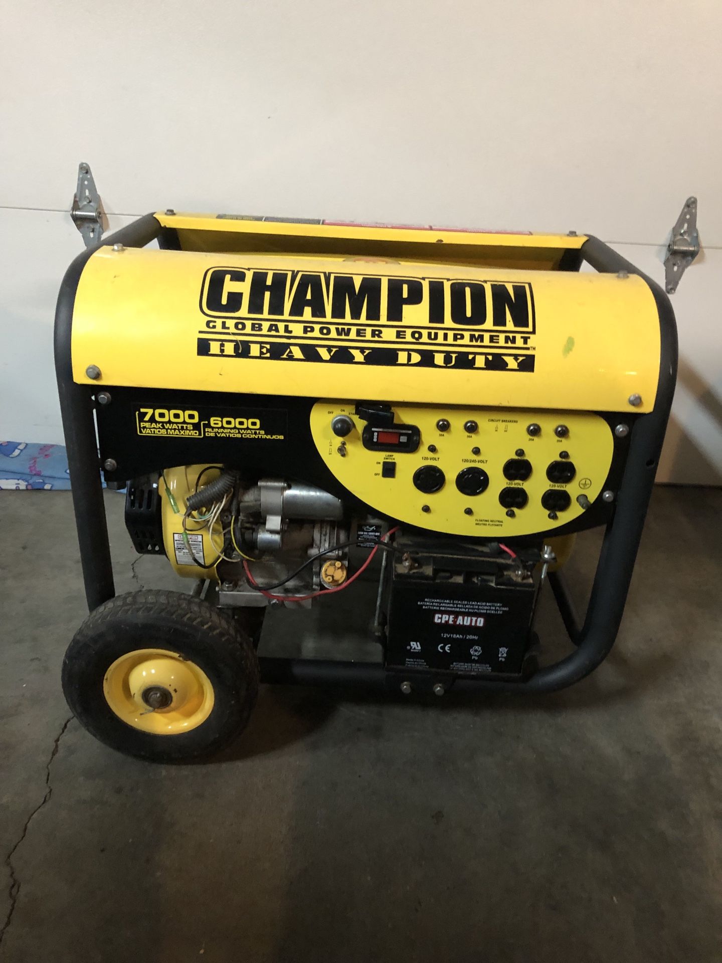 Champion Heavy Duty Generator 7000 Watt