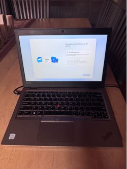 Lenovo laptop  windows 11, i5 8GB 256ssd