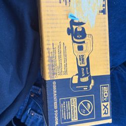   Dewalt Tool Drywall Cutting 