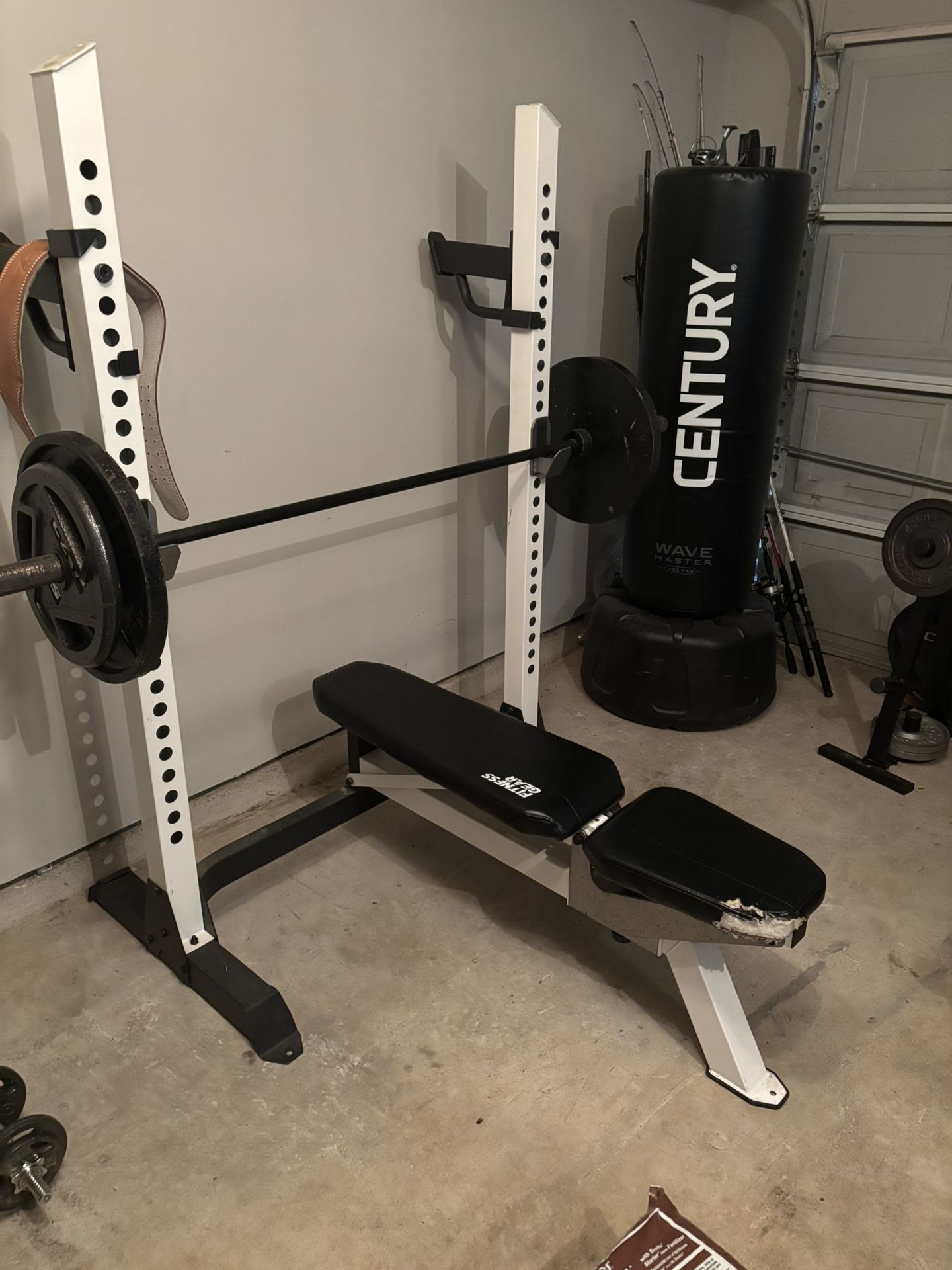 Pro series Adjustable Weight Bench and 320lbs of Weights